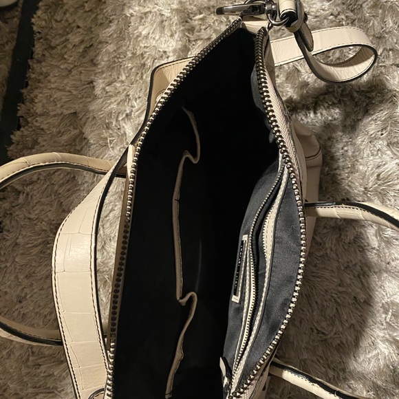 Cream Crossbody Handbag - Picture 6 of 7